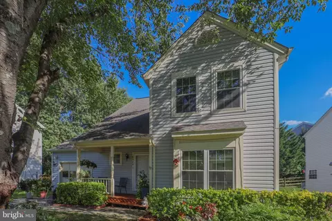 8420 Tea Rose Dr, Gaithersburg, MD 20879