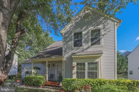 8420 Tea Rose Dr, Gaithersburg, MD 20879