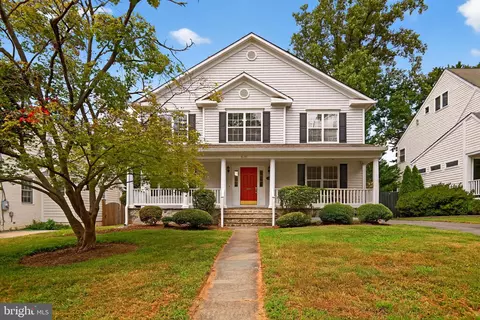 5907 Conway Rd, Bethesda, MD 20817