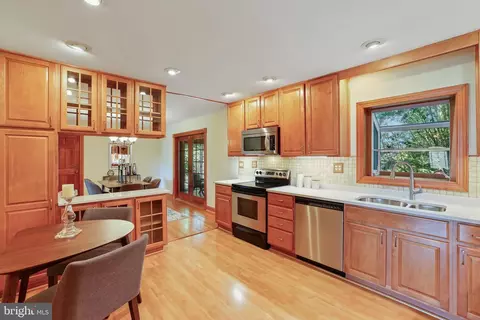 12749 Bexley Ter, Silver Spring, MD 20904 photo 12