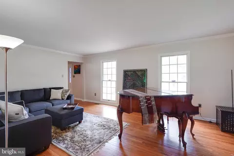 701 Stratford Manor Ter, Silver Spring, MD 20905 photo 6