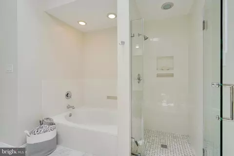 701 Stratford Manor Ter, Silver Spring, MD 20905 photo 23