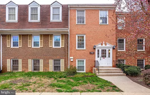 714 Quince Orchard Blvd #714-P1, Gaithersburg, MD 20878