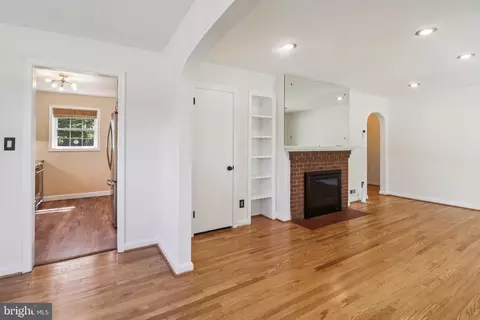 Living - 10215 Haywood Dr, Silver Spring, MD 20902 photo 5 of 7