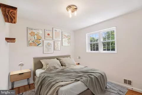 Bedroom - 10215 Haywood Dr, Silver Spring, MD 20902 photo 1 of 6