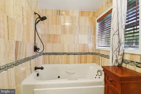 Bath - 10215 Haywood Dr, Silver Spring, MD 20902 photo 6 of 7
