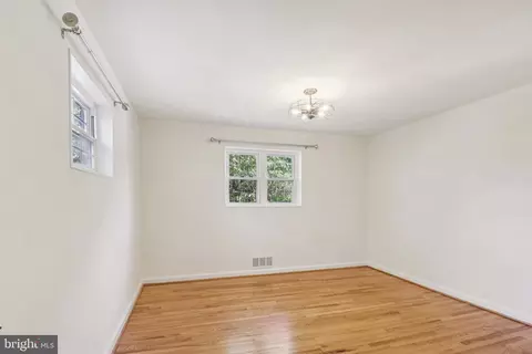 Bedroom - 10215 Haywood Dr, Silver Spring, MD 20902 photo 6 of 6