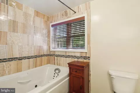 Entry Way - 10215 Haywood Dr, Silver Spring, MD 20902 photo 2 of 3