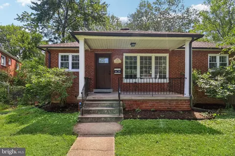 Exterior - 10215 Haywood Dr, Silver Spring, MD 20902 photo 7 of 7