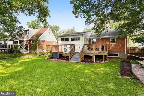 Exterior - 3304 Farthing Dr, Silver Spring, MD 20906 photo 8 of 9