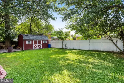 Exterior - 3304 Farthing Dr, Silver Spring, MD 20906 photo 9 of 9