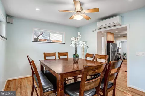 Dining - 3304 Farthing Dr, Silver Spring, MD 20906 photo 3 of 5