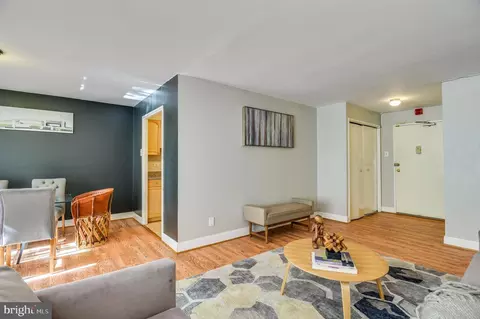1900 Lyttonsville Rd #115, Silver Spring, MD 20910 photo 7
