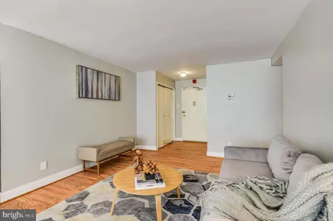 1900 Lyttonsville Rd #115, Silver Spring, MD 20910 photo 6