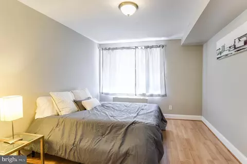 1900 Lyttonsville Rd #115, Silver Spring, MD 20910 photo 13