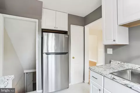 Entry Way - 12016 Claridge Rd, Silver Spring, MD 20902 photo 3 of 7