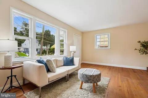 Living - 12016 Claridge Rd, Silver Spring, MD 20902 photo 1 of 4