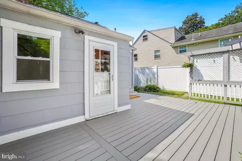 Exterior - 811 Langley Dr, Silver Spring, MD 20901 photo 5 of 10