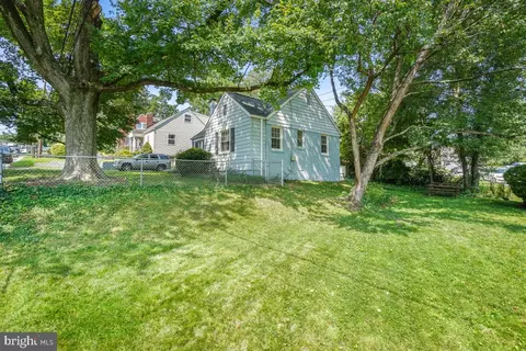 Exterior - 811 Langley Dr, Silver Spring, MD 20901 photo 9 of 10