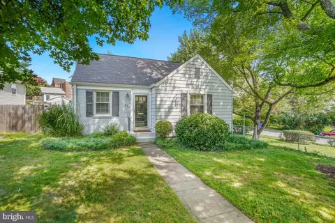 Exterior - 811 Langley Dr, Silver Spring, MD 20901 photo 2 of 10