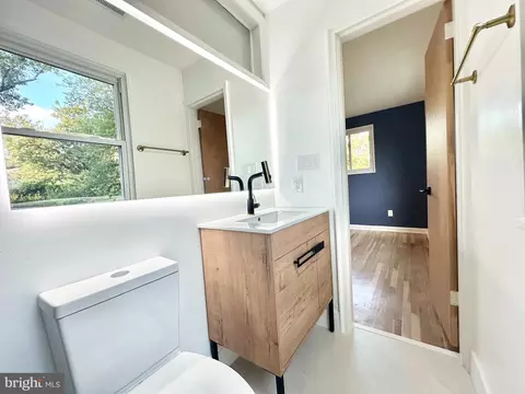 13111 Valleywood Dr, Silver Spring, MD 20906 photo 17