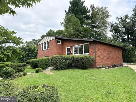 13111 Valleywood Dr, Silver Spring, MD 20906 photo 9