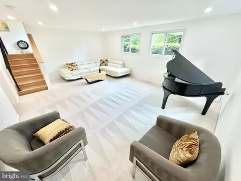 13111 Valleywood Dr, Silver Spring, MD 20906 photo 18
