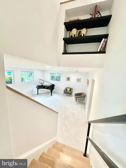 13111 Valleywood Dr, Silver Spring, MD 20906 photo 32