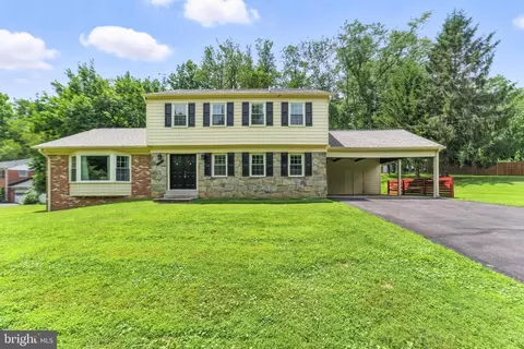13606 Stoner Dr, Silver Spring, MD 20904