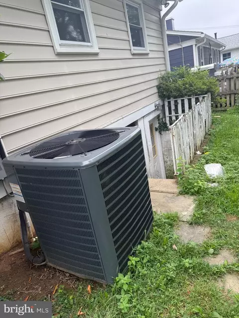 124 Spring St, Gaithersburg, MD 20877 photo 4