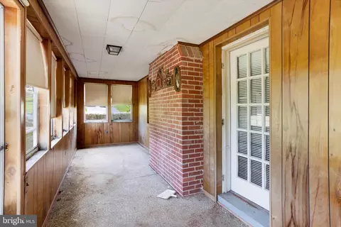 Exterior - 15526 Holly Grove Rd, Silver Spring, MD 20905 photo 4 of 5