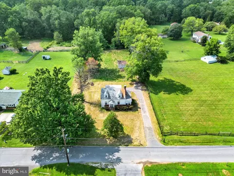 View/Area - 15526 Holly Grove Rd, Silver Spring, MD 20905 photo 5 of 5
