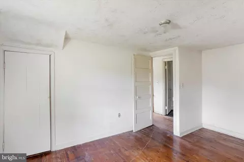 Bedroom - 15526 Holly Grove Rd, Silver Spring, MD 20905 photo 3 of 3
