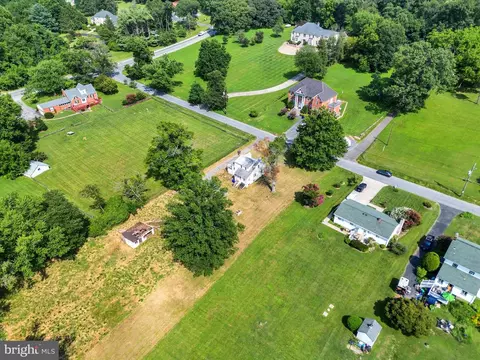 View/Area - 15526 Holly Grove Rd, Silver Spring, MD 20905 photo 4 of 5
