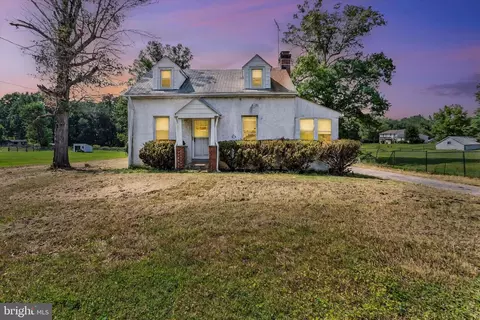 Exterior - 15526 Holly Grove Rd, Silver Spring, MD 20905 photo 5 of 5