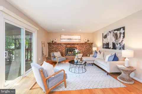 Living - 13413 Autumn Ridge Ln, Silver Spring, MD 20906 photo 3 of 3