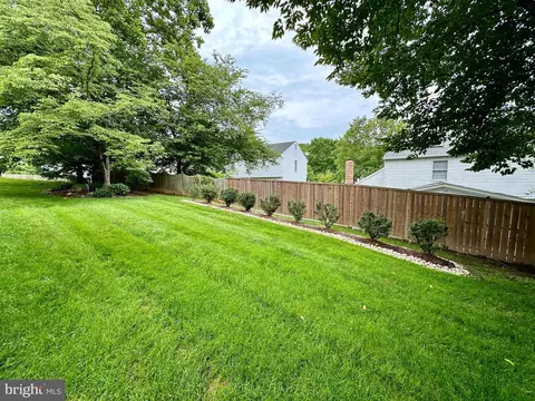 Exterior - 13413 Autumn Ridge Ln, Silver Spring, MD 20906 photo 12 of 13