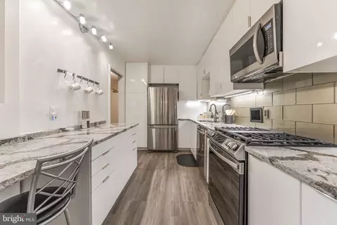 5500 Friendship Blvd #819N, Chevy Chase, MD 20815