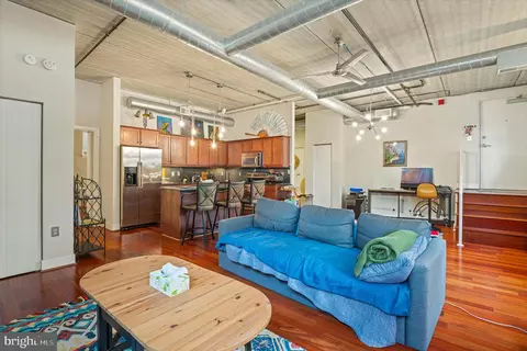 Living - 8310 Fenton St #A, Silver Spring, MD 20910 photo 2 of 4