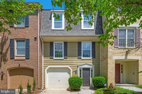 19810 Greenside Ter, Montgomery Village, MD 20886