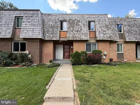 19504 Worsham Ct, Gaithersburg, MD 20886