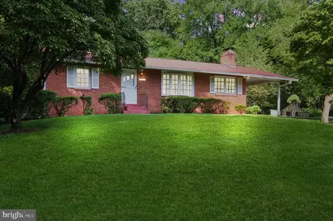 9511 Stewartown Rd, Gaithersburg, MD 20879