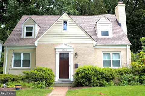 1725 Dublin Dr, Silver Spring, MD 20902