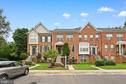 13725 Lambertina Pl, Rockville, MD 20850