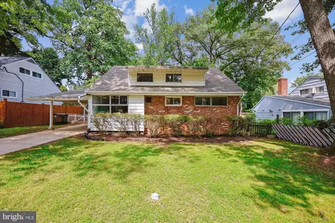 1620 Gruenther Ave, Rockville, MD 20851