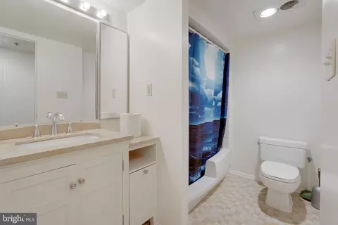 15115 Interlachen Dr #3-516, Silver Spring, MD 20906 photo 8