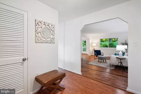 Entry Way - 12531 Heurich Rd, Silver Spring, MD 20902 photo 3 of 6