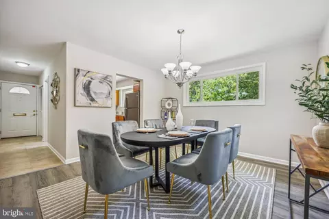 905 Kenbrook Dr, Silver Spring, MD 20902 photo 12