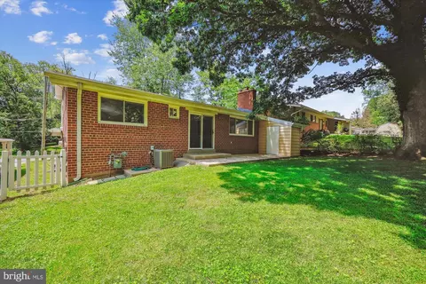 905 Kenbrook Dr, Silver Spring, MD 20902 photo 43