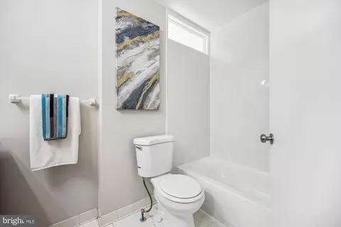 905 Kenbrook Dr, Silver Spring, MD 20902 photo 36